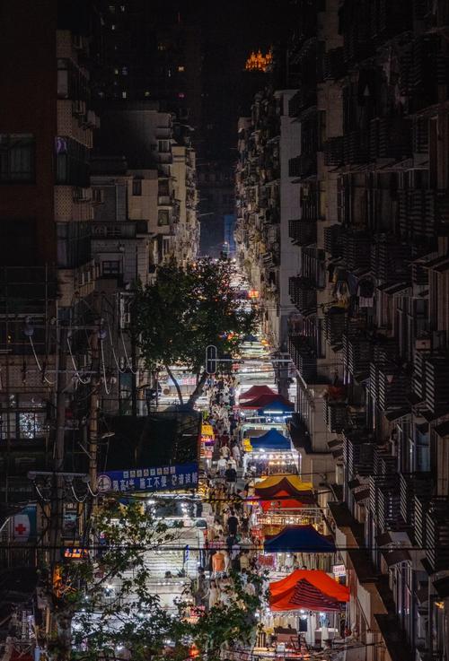 武汉夜生活区_武汉夜生活体验_武汉夜生活酒店