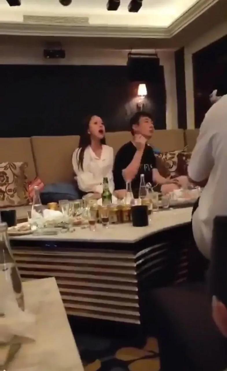 朋友小王在武汉项目艰难，深夜咨询武昌区夜网服务如何？
