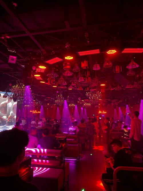武汉夜生活什么价格_武汉生活夜网_武汉夜生活如火如荼